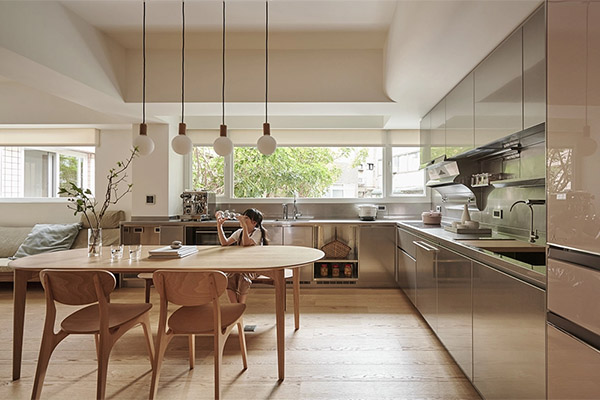 Nhà phố ở Cần Thơ gây thương nhớ chỉ dùng gạch gốm thay cho mái-21