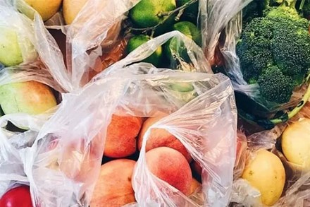 Dùng túi nilon đựng thực phẩm ảnh hưởng sức khoẻ thế nào?