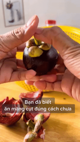 Cách bổ măng cụt không cần dùng dao cực đơn giản, bạn đã biết chưa?-2