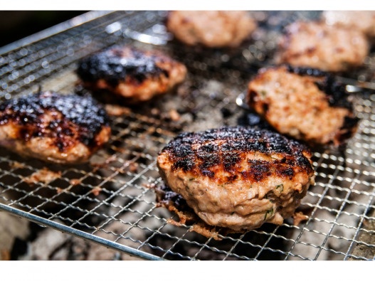 Những thực phẩm trở nên độc hại nếu bị nấu quá chín-1