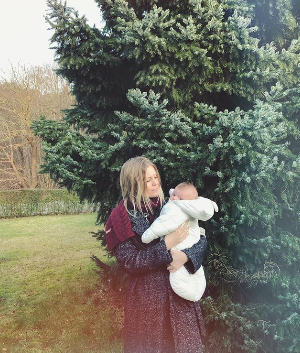 Thói quen kỳ lạ của nhiều cha mẹ Bắc Âu: Để trẻ sơ sinh ngủ ngoài trời -26 độ C-1