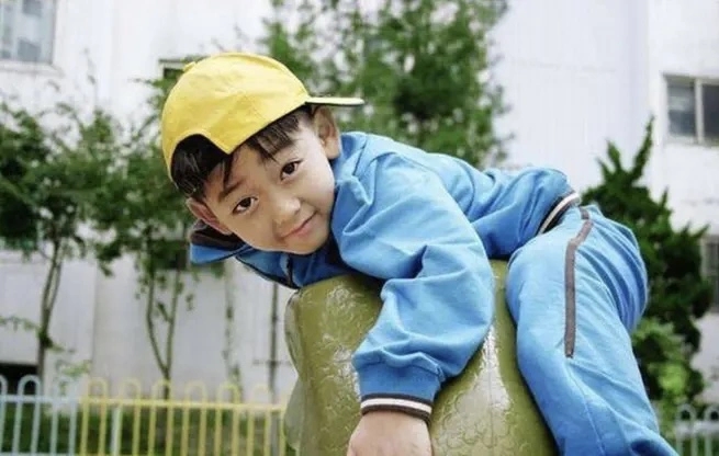 Con có 5 tật xấu” này, chứng tỏ có IQ cao, cha mẹ tuyệt đối đừng giận dữ, cấm cản-1