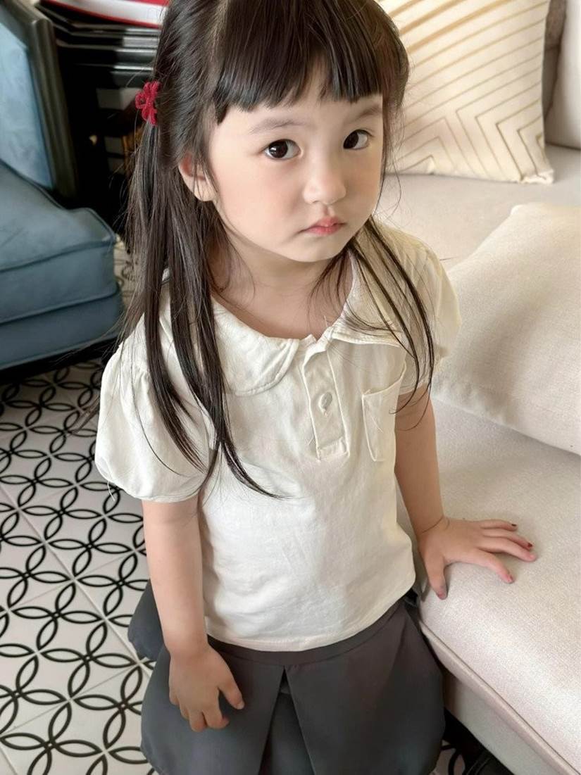 Con gái út nhà Đoàn Di Băng 1 tuổi kiếm chục tỷ, mẹ sắm đồ đi mẫu giáo mặc 7 ngày không hết-19
