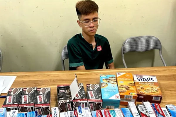 Phát hiện ma túy trong hành lý cô gái nhập cảnh vào Việt Nam-3