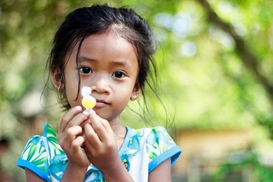 Cho biệt thự xe hơi không bằng giúp con 