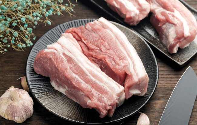 Nên chọn thịt ba chỉ trên hay thịt ba chỉ dưới trong chế biến món ăn?-3