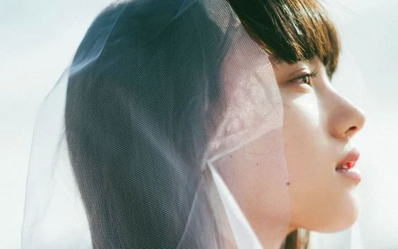 Bước vào phòng tân hôn mà tôi tái mặt vì con riêng của chồng-1