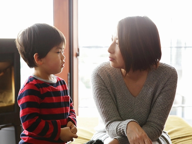 Nuôi dạy con trai người mẹ cần tránh thân thiết quá mức: Gợi ý 6 cách dạy con cực hay mẹ nào cũng nên biết-2