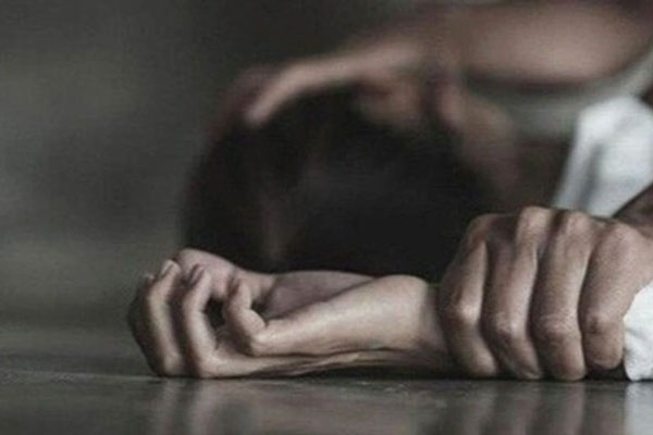 TP.HCM: Bắt đối tượng quay clip nhạy cảm rồi cưỡng dâm, cưỡng đoạt tài sản nhiều cô gái-2