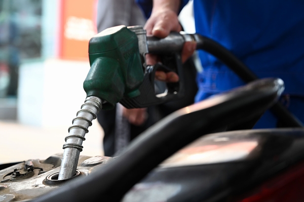 Giá xăng trong nước ngày mai có thể tăng tiếp-2