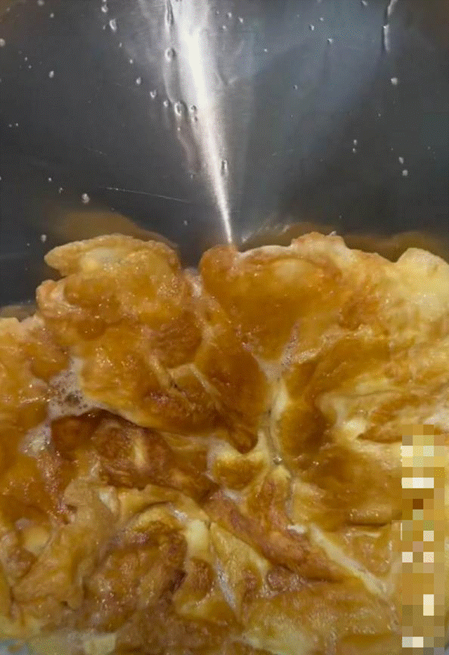 Cách hô biến chảo không chống dính thành chảo chống chính dễ dàng, hiệu quả từ xưa của ông bà ta-5