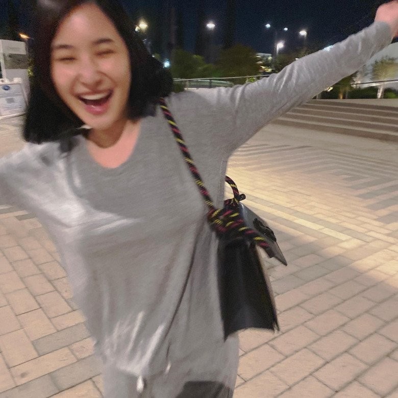 Bị nghi sang Mỹ sinh con, Hương Tràm xây nhà 20 tỷ đồng ở Việt Nam, mặc đồ sang chảnh, toát mùi tiền”-9