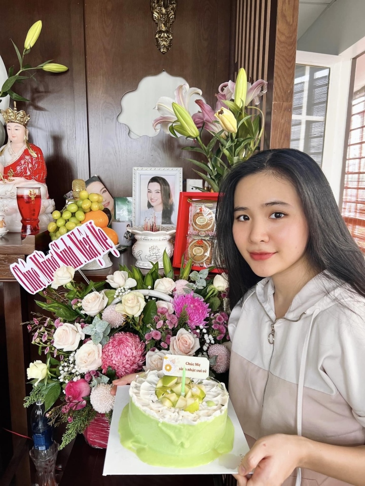 Hồ Văn Cường và 3 con gái nuôi theo nghệ thuật của Phi Nhung hiện tại thế nào?-5