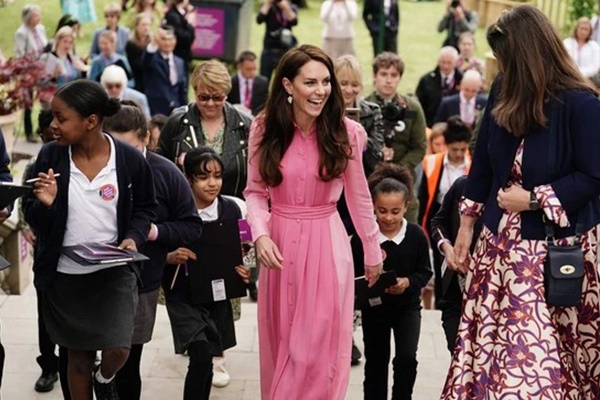 Bí mật ngầm của Hoàng gia Anh-1