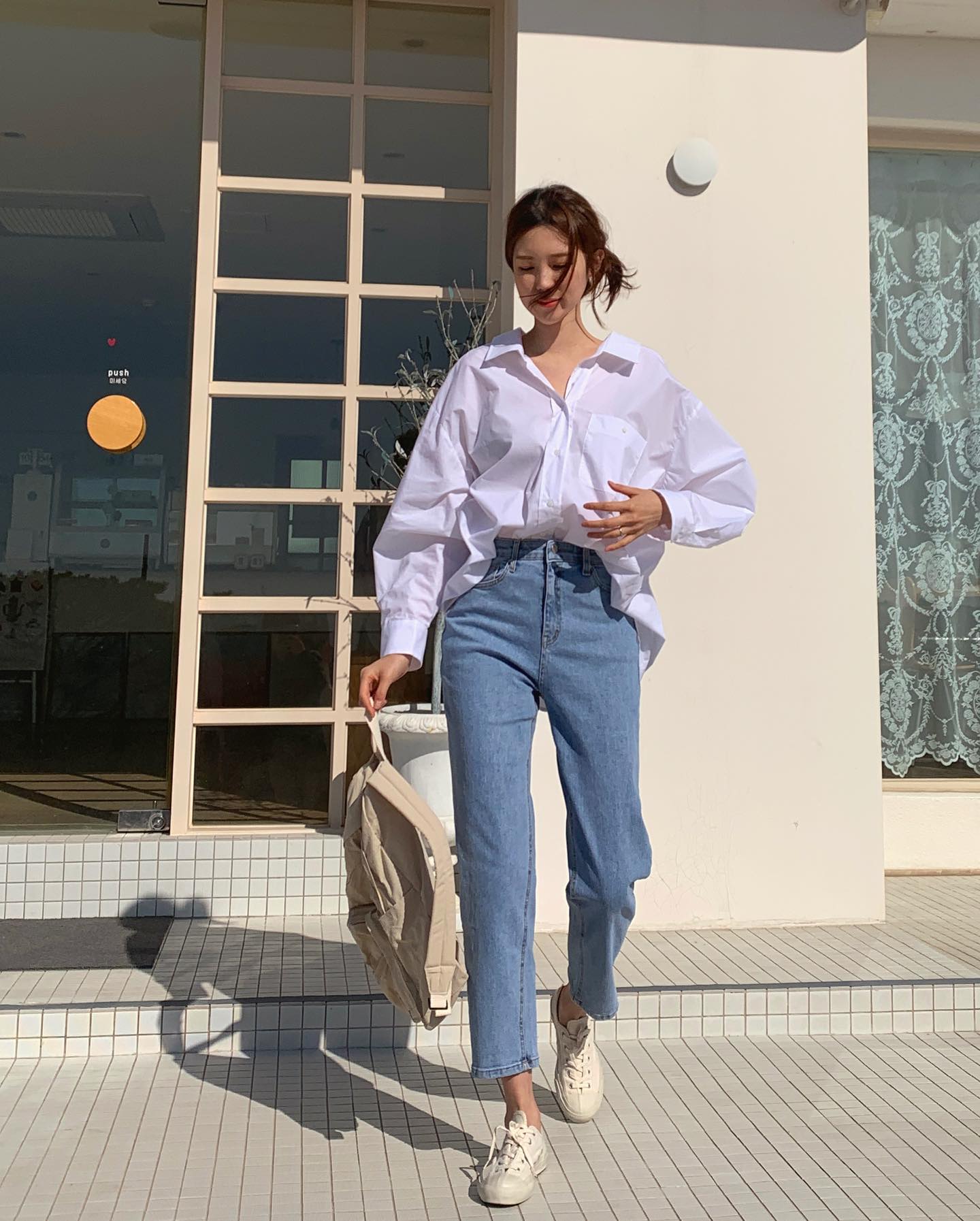 4 kiểu áo sơ mi tối giản cứ mặc là sang-1