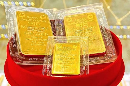 Giá vàng hôm nay 25/5: Bất ngờ 'quay xe', vàng lao dốc