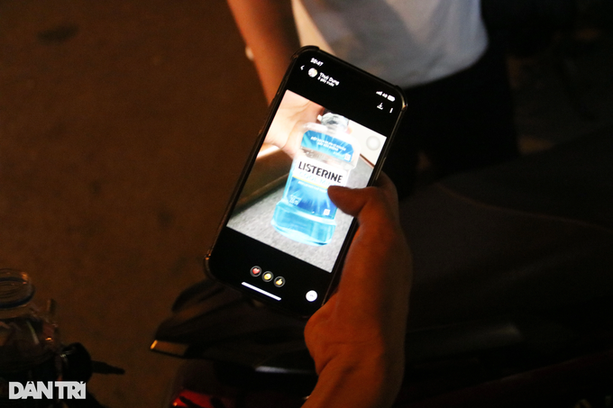 Sợ bị vợ mắng vì hút thuốc, tài xế dùng nước súc miệng và dính nồng độ cồn-4