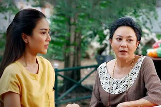 Dâu giận dỗi đòi về ngoại, mẹ chồng tính sang “lên lớp” nhưng nhìn cảnh tượng trước mắt bà lập tức “quay xe”