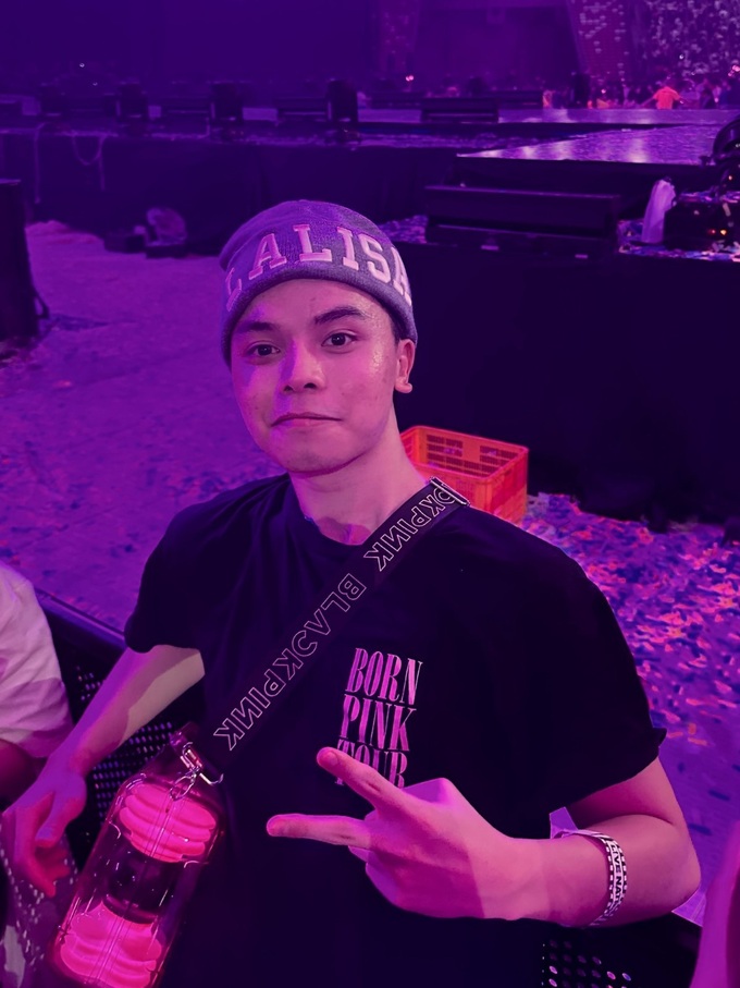 Chi 14 triệu đồng sang Singapore đu BlackPink, chàng trai Đắk Lắk không may bị đi cấp cứu-5