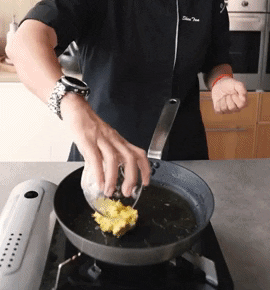 Mì sầu riêng đang hot rần rần và đây là những cách biến tấu bạn có thể tham khảo-11