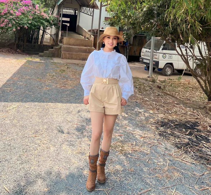 Hà Phương trước tin đồn ly hôn: Chồng tỷ phú cưng chiều, xây nhà hát cho vợ-3