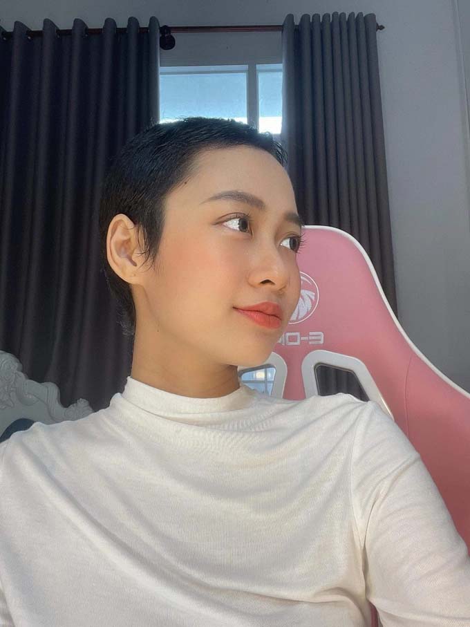 Vợ phát hiện ung thư sau ngày cưới, chồng cạo trọc đầu cùng chiến đấu-4