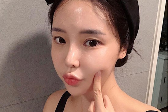 5 thói quen tai hại khi skincare của nàng da dầu