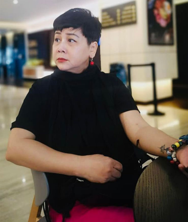 NSND Minh Hằng sống một mình, làm bạn với chó mèo ở nhà vườn 20.000m2-3