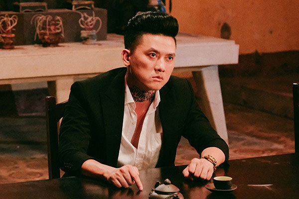 Người đàn ông gặp nạn khi sang đường-1