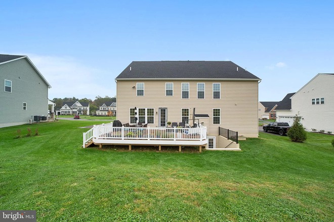 Mẹ Việt khoe nhà khiến dân tình mắt tròn mắt dẹt: Rộng 600m2 lại nằm giữa sân golf, ngắm nội thất mà mê mệt-25