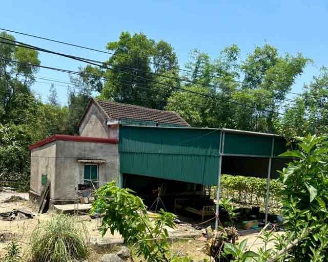 Phát hiện 2 mẹ con tử vong bất thường tại nhà riêng-1