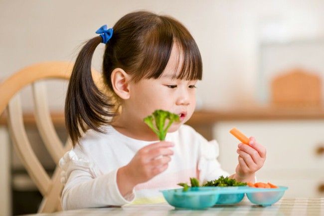 4 loại rau không nên cho trẻ ăn nhiều, có thể gây kích ứng hoặc khó chịu đường tiêu hóa-3