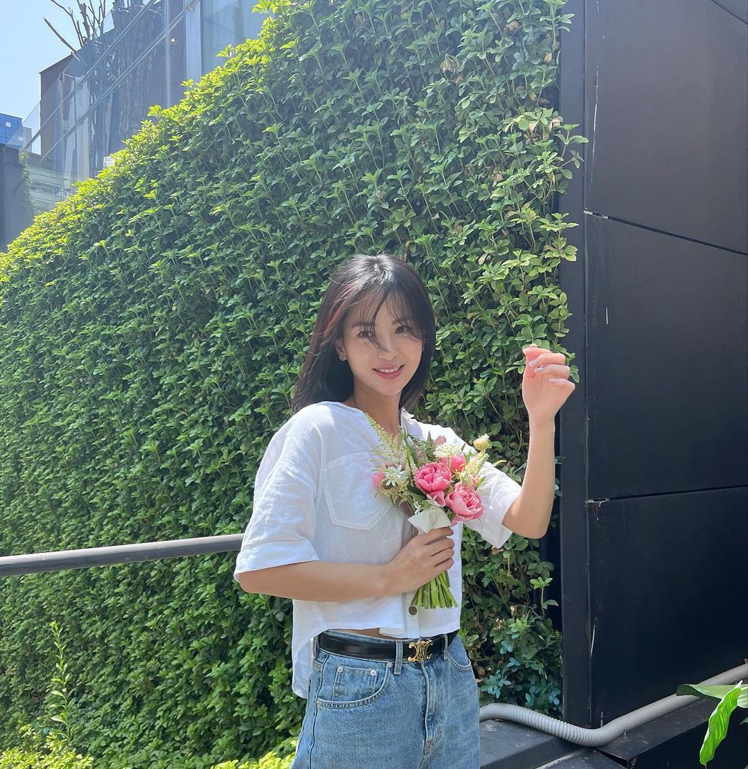 Học mẹ 1 con xứ Hàn lên đồ hack tuổi trẻ trung-1