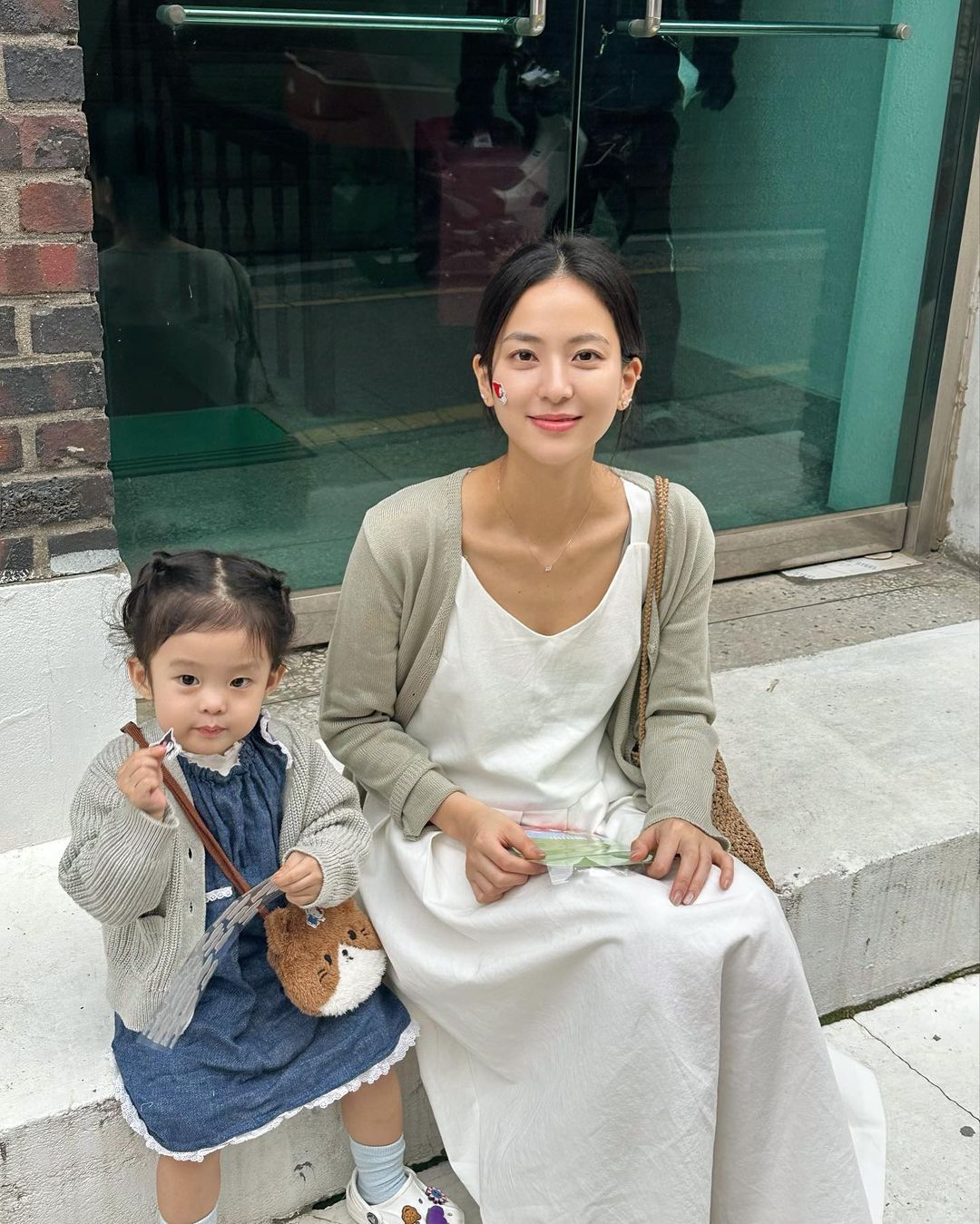 Học mẹ 1 con xứ Hàn lên đồ hack tuổi trẻ trung-2