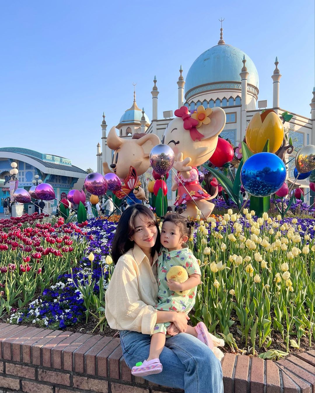 Học mẹ 1 con xứ Hàn lên đồ hack tuổi trẻ trung-11