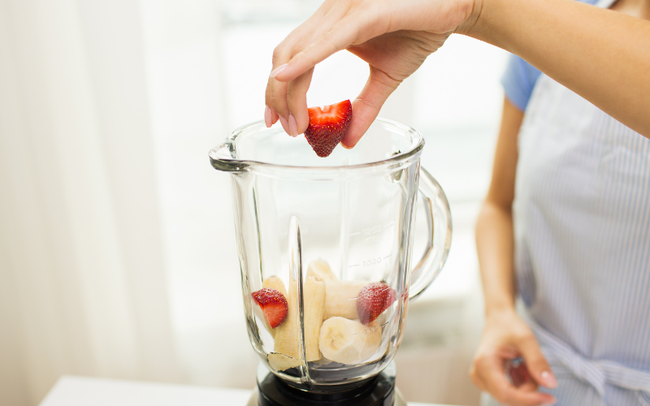 Cách làm sinh tố củ dền thải độc tốt và dưỡng trắng da mùa nắng nóng-3