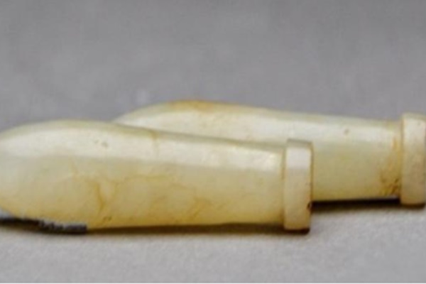 Trộm đồ trong mộ cổ đem về, lão nông phát khóc vì cảnh tượng khó tin trong đêm-1