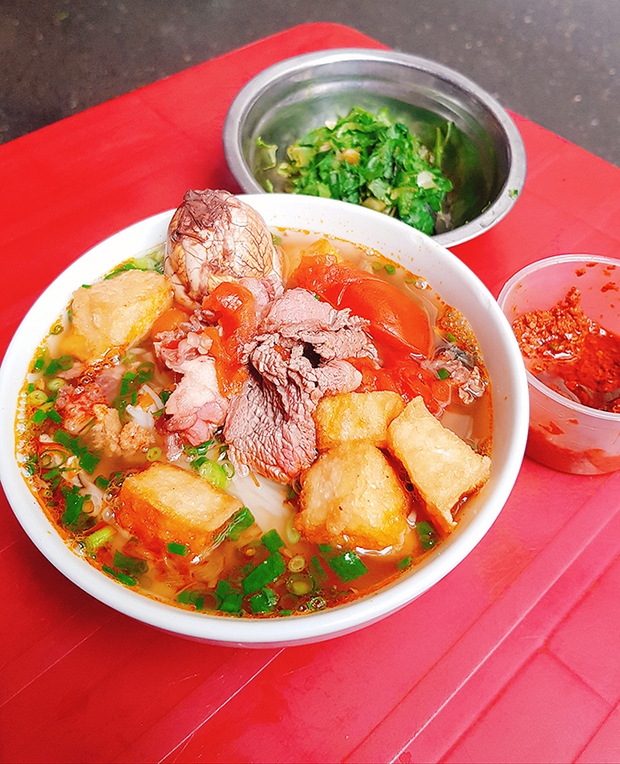 Những hàng bún ở Hà Nội từng xuất hiện trên CNN giờ như thế nào?-2