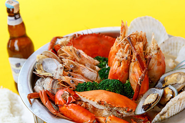 Bia và hải sản: Ngon miệng nhưng nguy cơ gây căn bệnh đau đớn-1