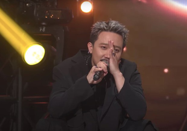 Trấn Thành đã biết tiết chế sau những lần bị chỉ trích vì khóc trên sóng truyền hình-4