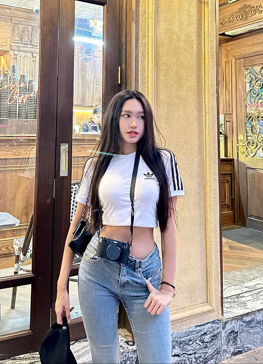 Văn Hậu cùng bạn gái tậu xe sang 5 tỷ đồng-5