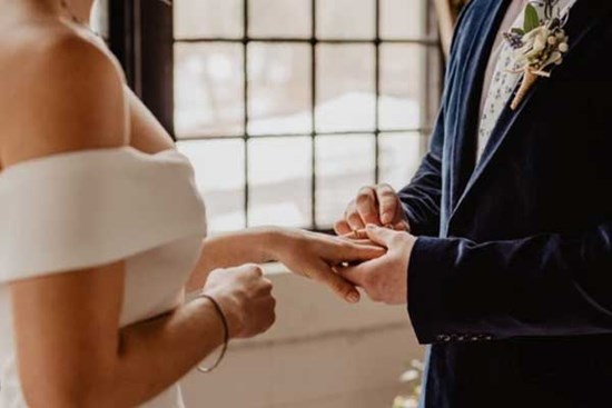 Không nên áp dụng ‘lạt mềm buộc chặt’ trong mọi cuộc hôn nhân?