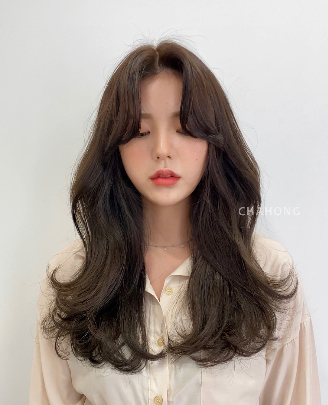 5 kiểu tóc thanh lịch cho nàng công sở-7