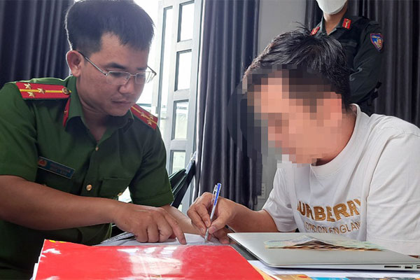 Giữ khẩn cấp 9 người trong đường dây đánh bạc 560 tỷ đồng-2