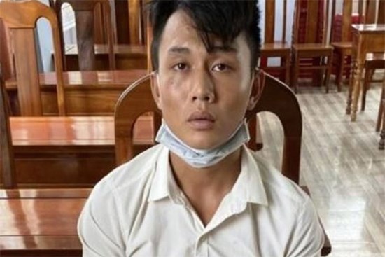 Bắt kẻ sát hại cô gái 17 tuổi lúc đang ngủ