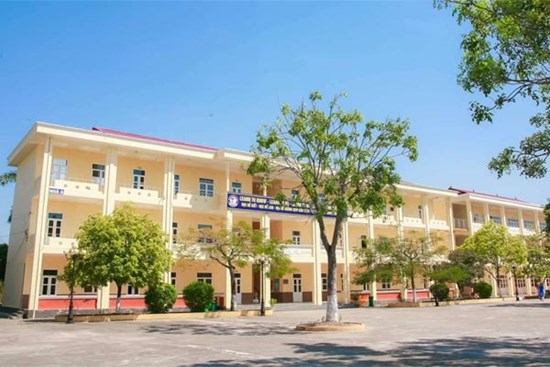 Tranh cãi trường học yêu cầu phụ huynh không cho con làm thêm kiếm tiền dịp hè