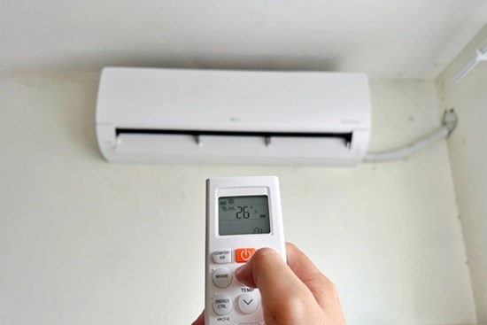 Hóa đơn tiền điện cao kỷ lục: Thợ sửa điều hòa chỉ sai lầm nhiều người mắc