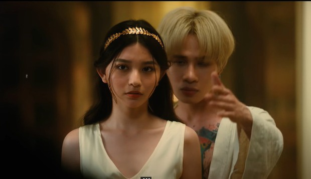 Cô gái sinh năm 2000, từng nổi danh nữ thần mạng giờ thay đổi thế nào?-1