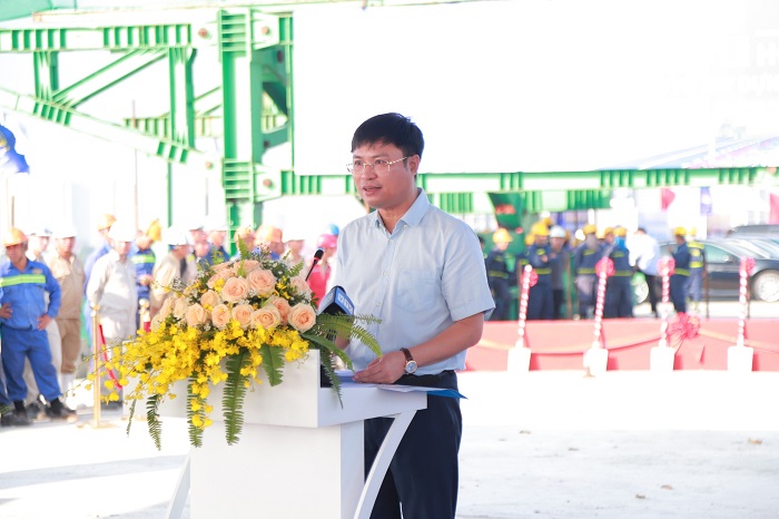 Hà Nội: Hợp long công trình cầu Vĩnh Tuy 2 vượt sông Hồng-3