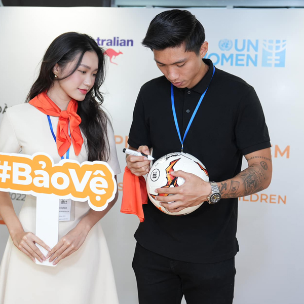 Đoàn Văn Hậu - Doãn Hải My sau 3 năm hẹn hò: Nhà trai mua xe Porsche gần 5 tỷ, nhà gái độc lập kinh tế-5